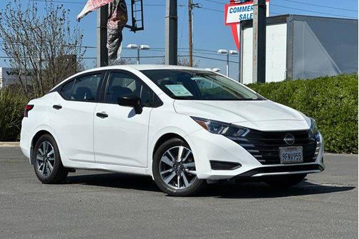 2023 Nissan Versa 1.6 S