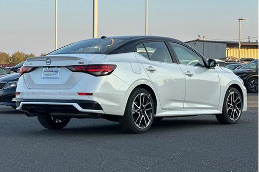 2025 Nissan Sentra SR