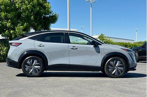 2025 Nissan ARIYA EVOLVE+