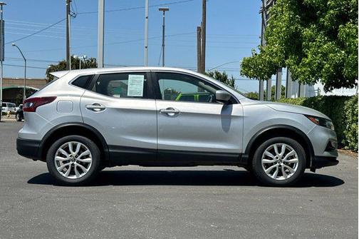 2021 Nissan Rogue Sport S