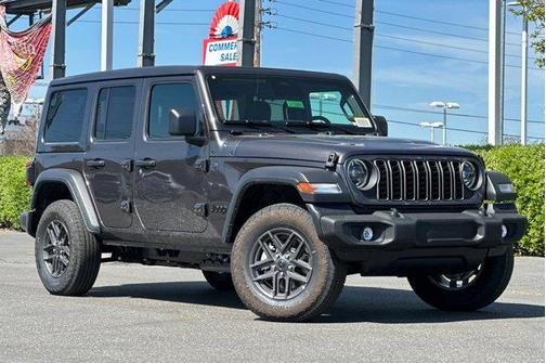 Granite Crystal Metallic Clearcoat 2026 Jeep Wrangler Sport S