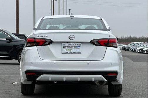 2025 Nissan Versa 1.6 SV