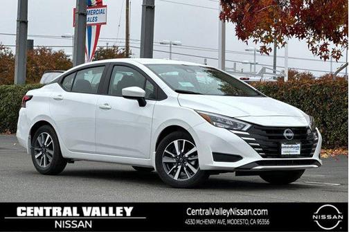 2025 Nissan Versa 1.6 SV