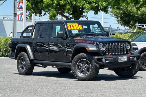 Black Clearcoat 2022 Jeep Gladiator Rubicon