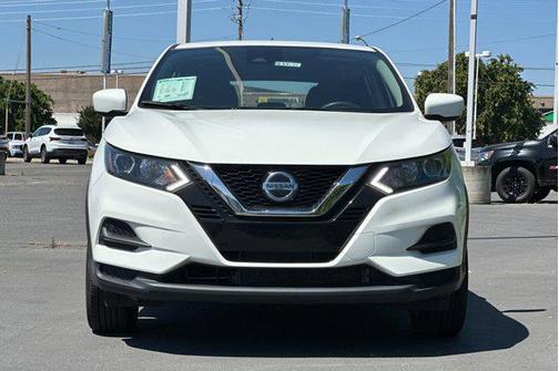 2022 Nissan Rogue Sport S
