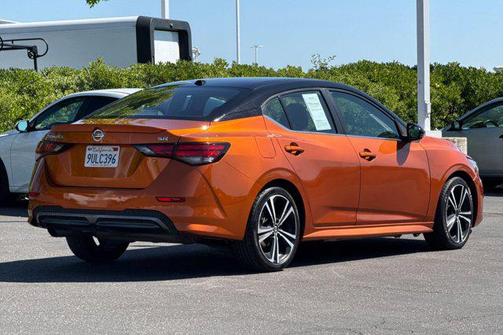 Monarch Orange Metallic/Super Black 2023 Nissan Sentra SR