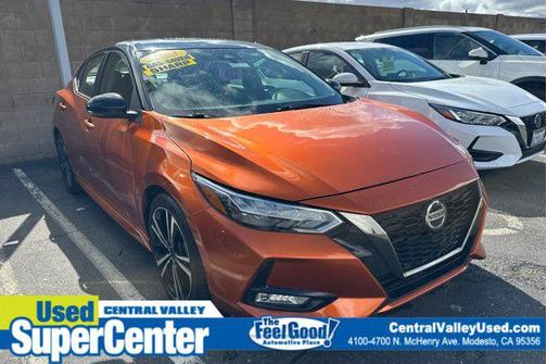 Monarch Orange Metallic/Super Black 2023 Nissan Sentra SR