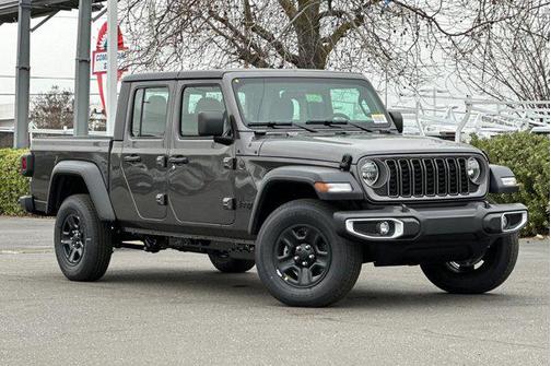 2026 Jeep Gladiator Sport