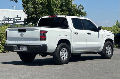 2024 Nissan Frontier S