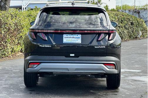 2025 Hyundai TUCSON Hybrid Limited