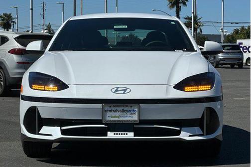 2025 Hyundai IONIQ 6 SEL