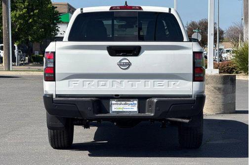 2026 Nissan Frontier S