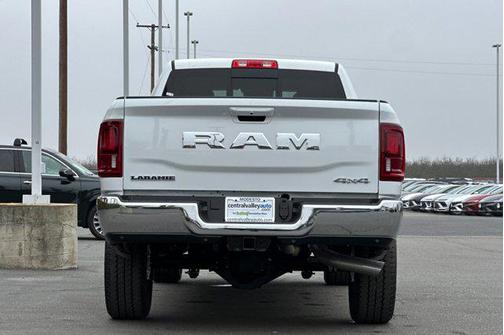 2026 RAM 3500 Laramie Crew Cab 4x4 8' Box