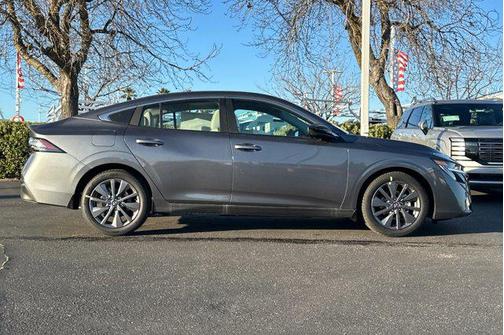 2026 Nissan Sentra SL