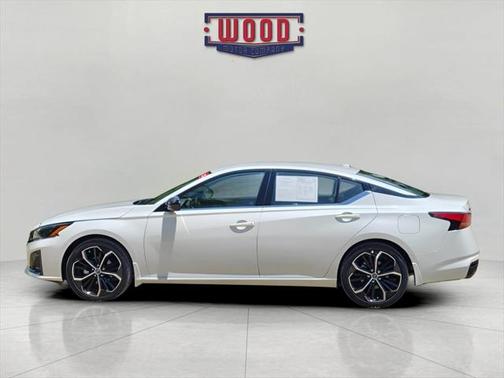 2024 Nissan Altima SR FWD