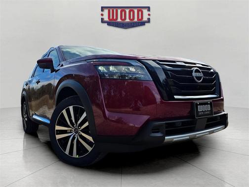 2025 Nissan Pathfinder Platinum 4WD