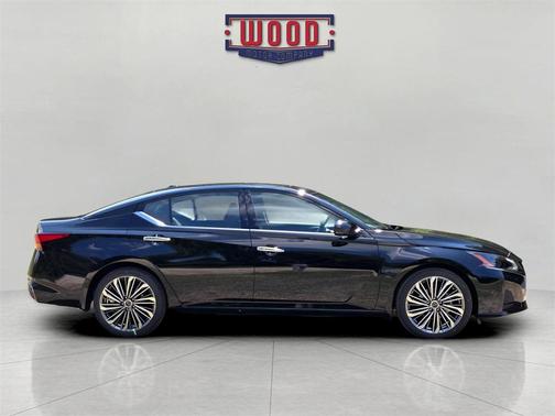 2025 Nissan Altima 2.5 SL