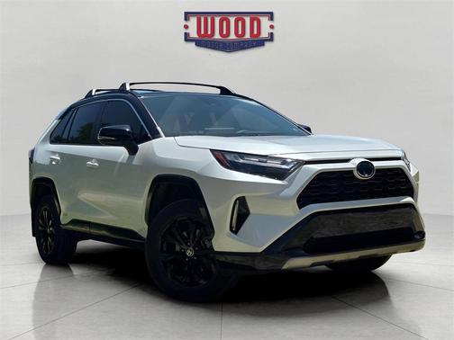 2024 Toyota RAV4 Hybrid SE