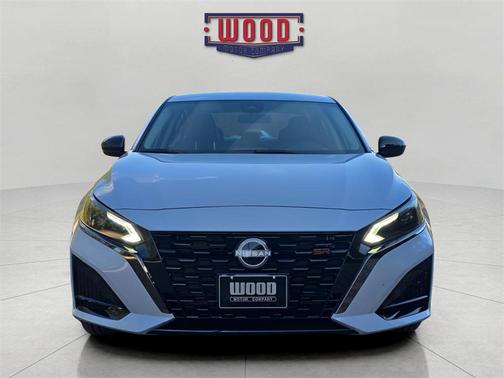 2025 Nissan Altima SR FWD