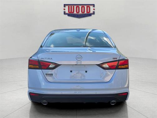 2025 Nissan Altima SR FWD