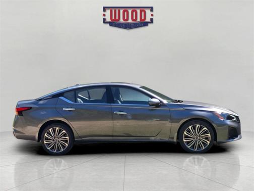 2025 Nissan Altima 2.5 SL