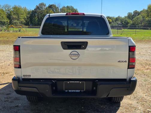 2026 Nissan Frontier S