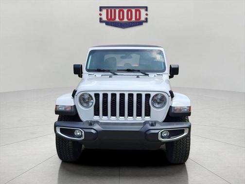 2021 Jeep Gladiator Overland