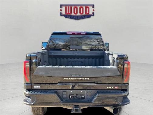 2024 GMC Sierra 2500 AT4