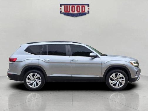 2023 Volkswagen Atlas 3.6L SE w/Technology