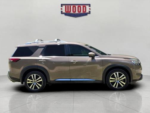 2024 Nissan Pathfinder Platinum 4WD