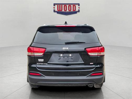 2018 Kia Sorento LX