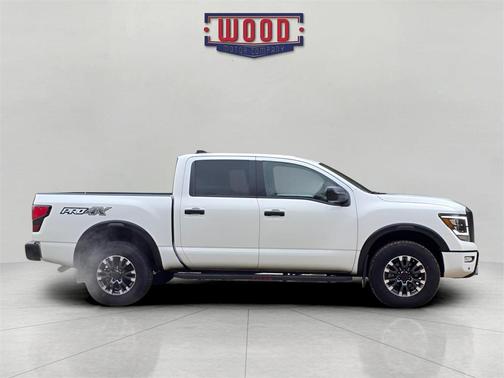2024 Nissan Titan PRO-4X