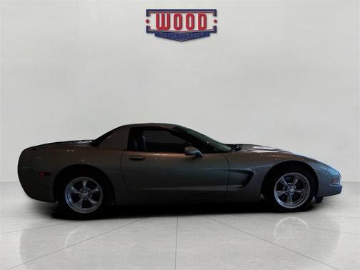 2000 Chevrolet Corvette Base
