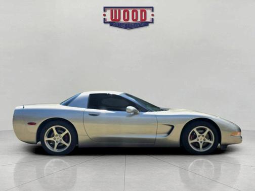 2000 Chevrolet Corvette Base