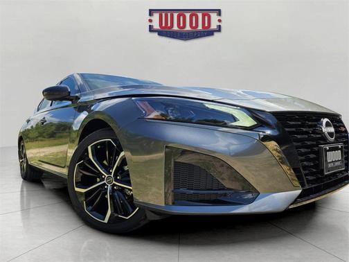 2025 Nissan Altima SR FWD