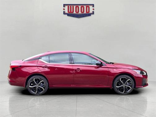 2025 Nissan Altima SR AWD