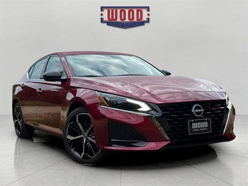 2025 Nissan Altima SR AWD