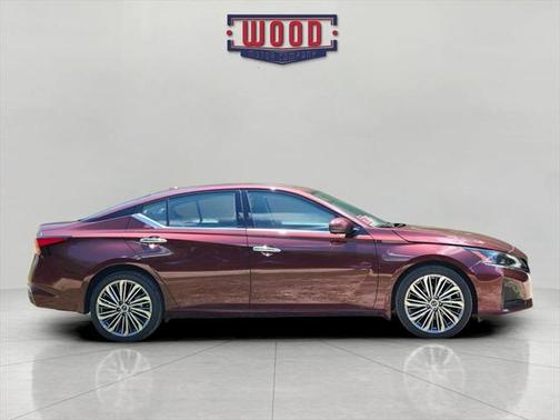 2024 Nissan Altima 2.5 SL