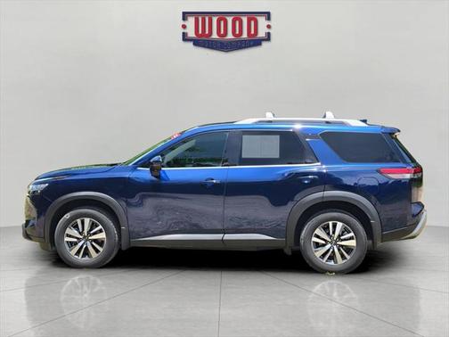 2024 Nissan Pathfinder SL 4WD