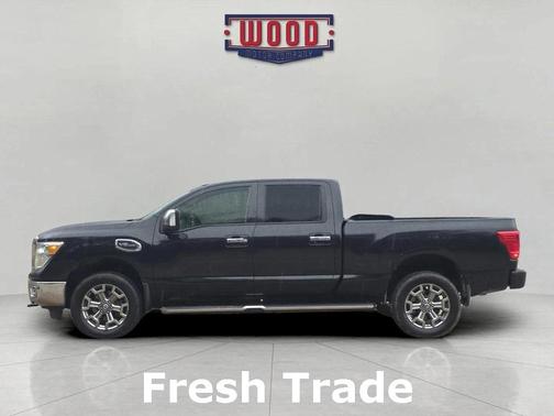 2017 Nissan Titan XD SL