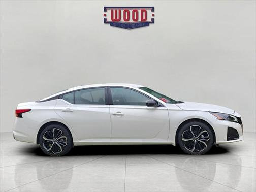 2024 Nissan Altima SR Intelligent AWD