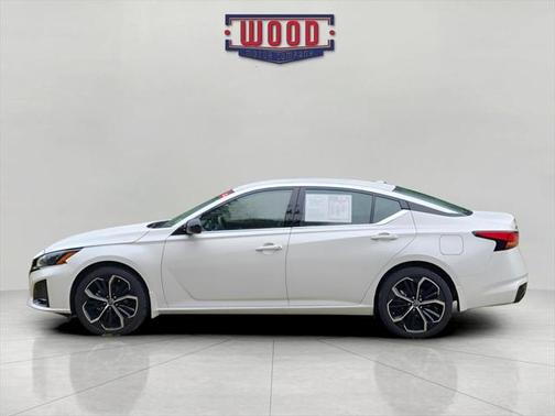 2024 Nissan Altima SR Intelligent AWD