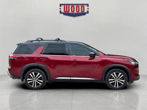 2024 Nissan Pathfinder Platinum 4WD