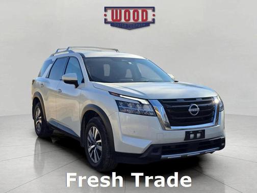 2024 Nissan Pathfinder SL 4WD