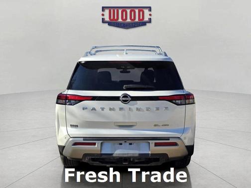 2024 Nissan Pathfinder SL 4WD