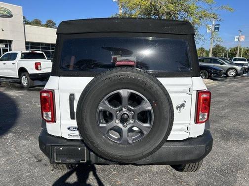 Oxford White 2026 Ford Bronco Big Bend
