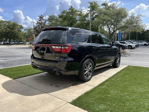 DB Black Crystal Clearcoat 2017 Dodge Durango GT