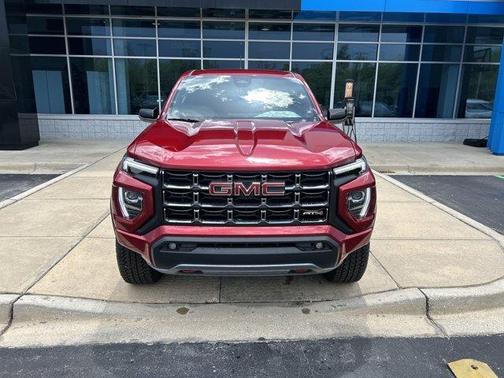 2025 GMC Canyon AT4