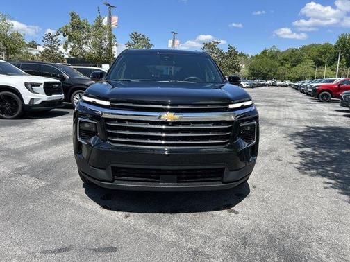 Mosaic Black Metallic 2026 Chevrolet Traverse LT