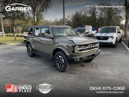 2025 Ford Bronco Outer Banks